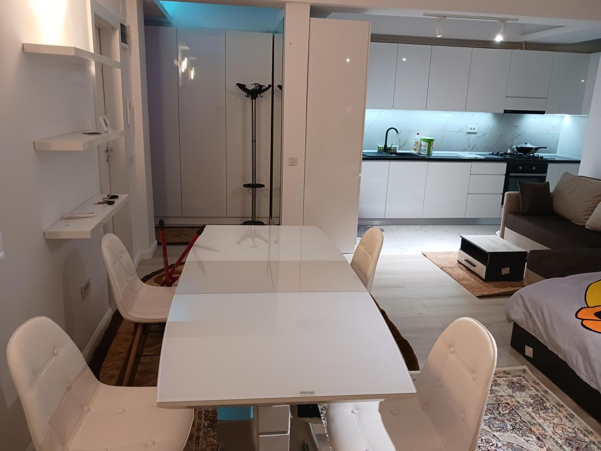 Appartamento Myky Mouse Nu Primesc Santieristi Si Petrecareti Bucarest Esterno foto